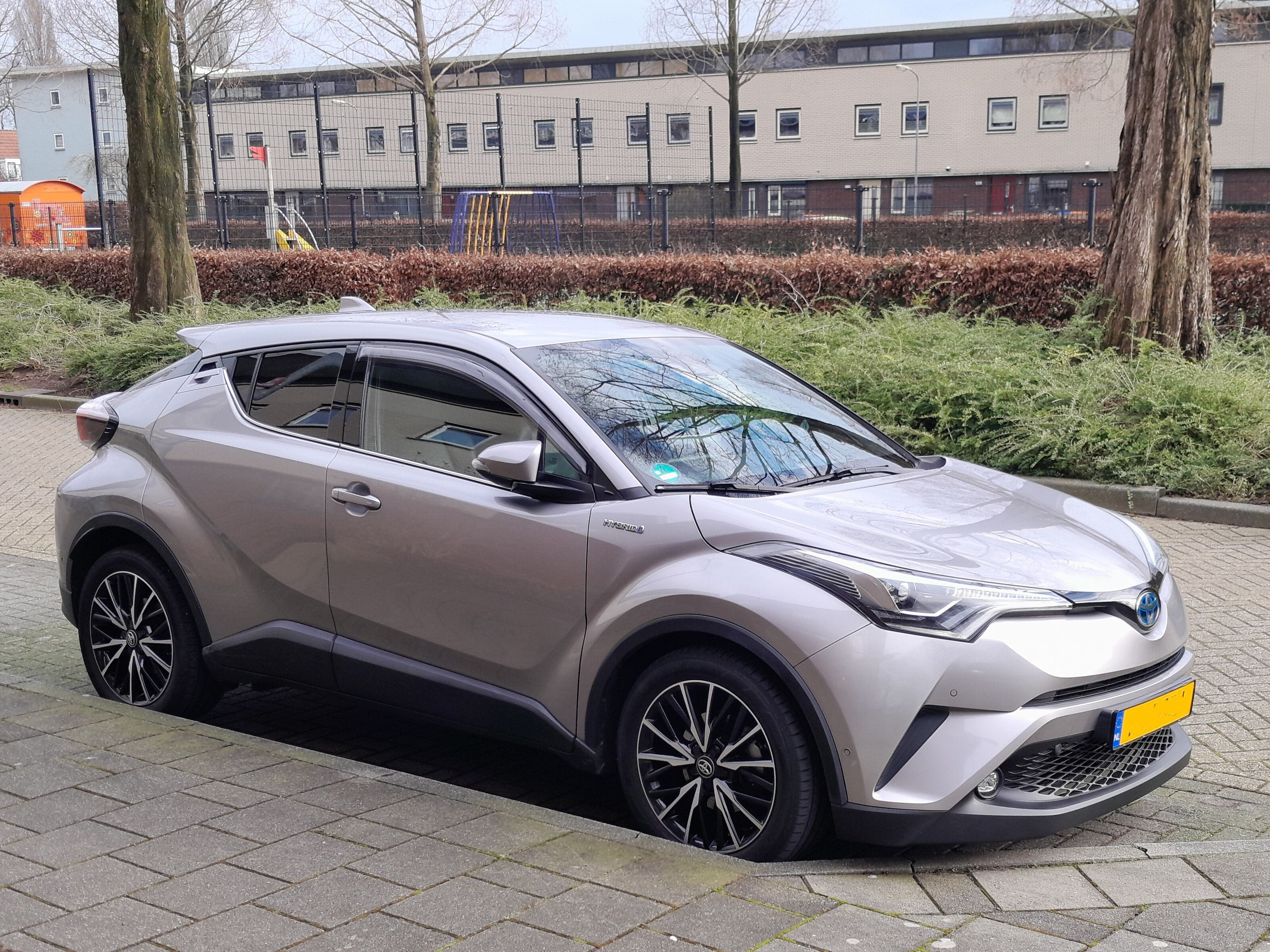 Auto - Toyota C-HR